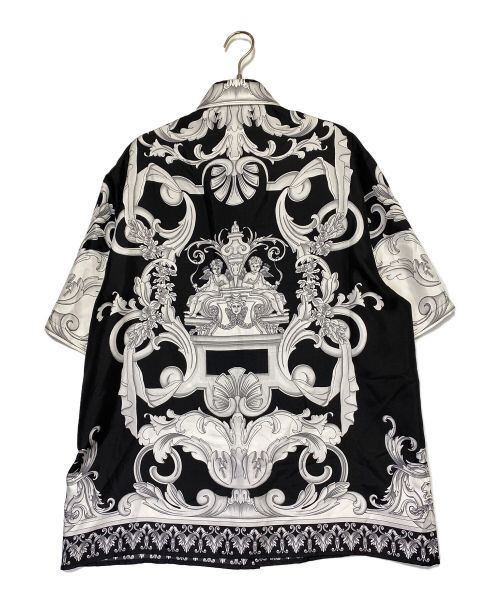 VERSACE（ヴェルサーチ）VERSACE (ヴェルサーチ) シャツ ホワイト×ブラック サイズ:50の古着・服飾アイテム