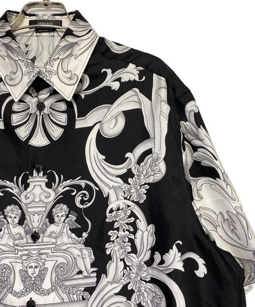 VERSACE（ヴェルサーチ）VERSACE (ヴェルサーチ) シャツ ホワイト×ブラック サイズ:50の古着・服飾アイテム