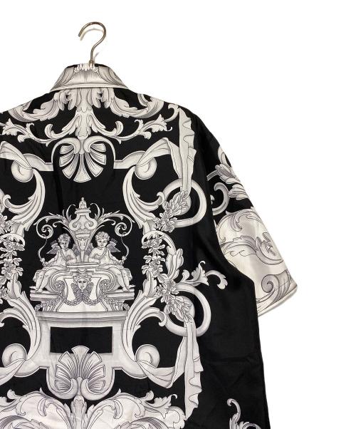 VERSACE（ヴェルサーチ）VERSACE (ヴェルサーチ) シャツ ホワイト×ブラック サイズ:50の古着・服飾アイテム