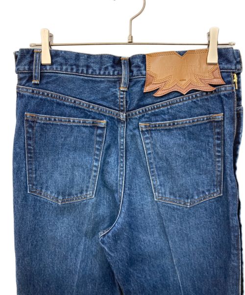 TOGA ARCHIVES（トーガアーカイブス）TOGA ARCHIVES (トーガアーカイブス) DENIM PANTS　デニムパンツ ブルー サイズ:M 未使用品の古着・服飾アイテム