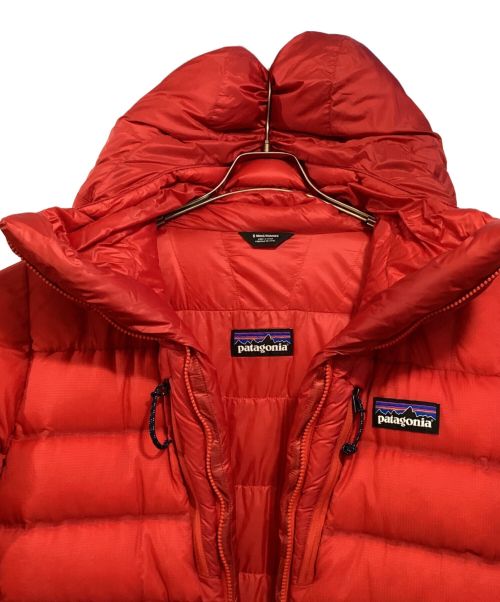 Patagonia（パタゴニア）Patagonia (パタゴニア) グレードⅦダウンパーカー　2019年モデル レッド サイズ:Sの古着・服飾アイテム