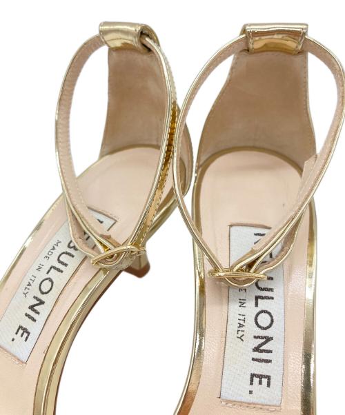 NEBULONIE（ネブローニ）NEBULONIE (ネブローニ) ストラップサンダル ゴールド サイズ:37の古着・服飾アイテム
