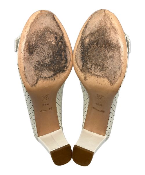 LOUIS VUITTON（ルイ ヴィトン）LOUIS VUITTON (ルイ ヴィトン) オープントゥーパンプス ホワイト サイズ:38 1/2の古着・服飾アイテム