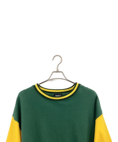 X-LARGE（エクストララージ）X-LARGE (エクストララージ) クルーネックスウェット イエロー×グリーン サイズ:XL 未使用品の古着・服飾アイテム