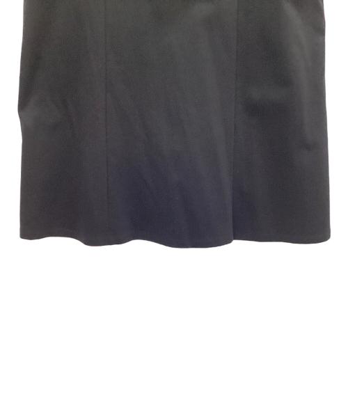 BLUE LABEL CRESTBRIDGE（ブルーレーベルクレストブリッジ）BLUE LABEL CRESTBRIDGE (ブルーレーベルクレストブリッジ) ジャンパースカートセットアップ ホワイト×ブラック サイズ:36 未使用品の古着・服飾アイテム