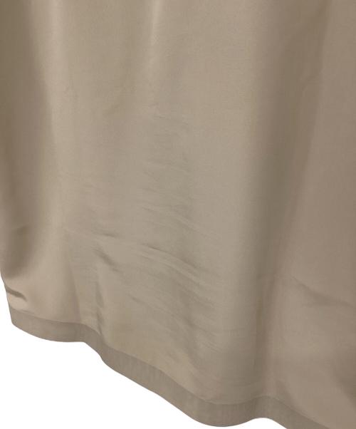 HYKE（ハイク）HYKE (ハイク) ラウンドネックカットソー ベージュ サイズ:2の古着・服飾アイテム