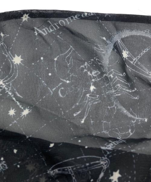 JILL BY JILLSTUART（ジル バイ ジルスチュアート）JILL BY JILLSTUART (ジル バイ ジルスチュアート) ホロスコーププリントワンピース ブラック サイズ:SIZE Freeの古着・服飾アイテム