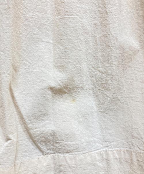 Veritecoeur（ヴェリテクール）Veritecoeur (ヴェリテクール) コットンノーカラーウエストギャザーワンピース ベージュ サイズ:1の古着・服飾アイテム