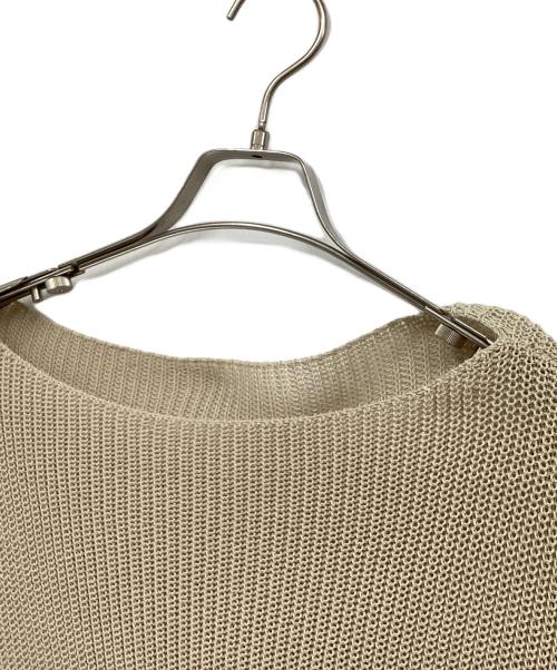 Plage（プラージュ）Plage (プラージュ) Decollete ニット ベージュ サイズ:FREE 未使用品の古着・服飾アイテム