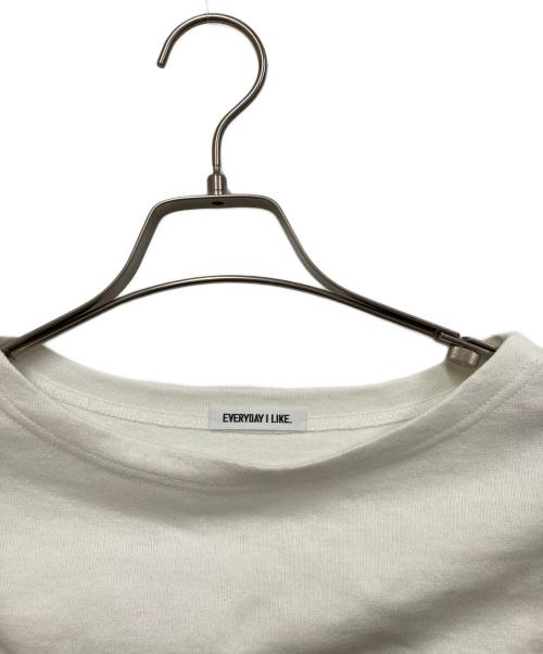 EVERYDAY I LIKE.（エヴリデイ アイ ライク）EVERYDAY I LIKE. (エヴリデイ アイ ライク) Cropped Stripe Tシャツ ホワイト サイズ:不明の古着・服飾アイテム