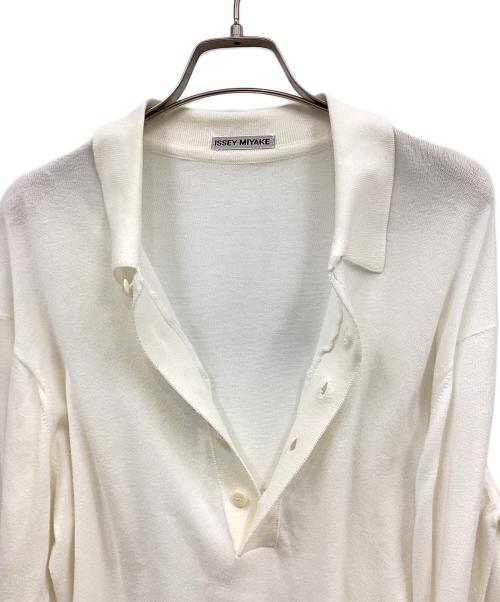 ISSEY MIYAKE（イッセイミヤケ）ISSEY MIYAKE (イッセイミヤケ) ニットポロシャツ ホワイト サイズ:Ⅿの古着・服飾アイテム