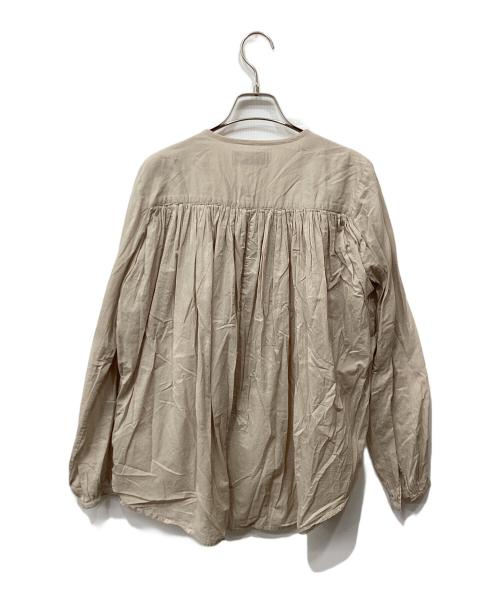 SKALL STUDIO（スカル スタジオ）SKALL STUDIO (スカル スタジオ) ギャザーブラウス ベージュ サイズ:36の古着・服飾アイテム