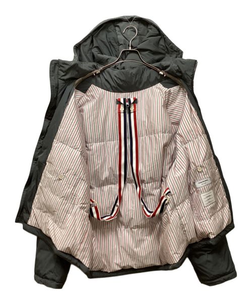 THOM BROWNE. NEW YORK（トムブラウン ニューヨーク）THOM BROWNE. NEW YORK (トムブラウンニューヨーク) 4BARパデッドジャケット グレー サイズ:2の古着・服飾アイテム