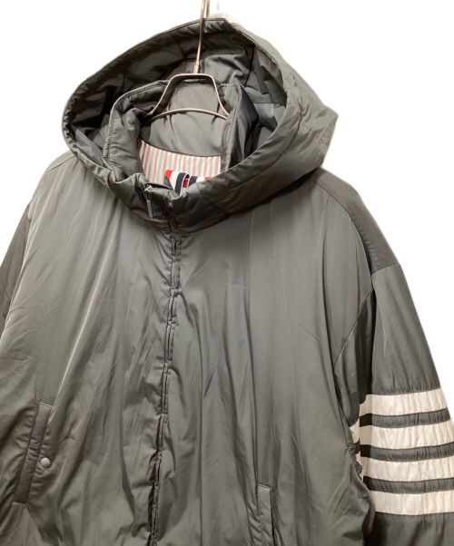 THOM BROWNE. NEW YORK（トムブラウン ニューヨーク）THOM BROWNE. NEW YORK (トムブラウンニューヨーク) 4BARパデッドジャケット グレー サイズ:2の古着・服飾アイテム