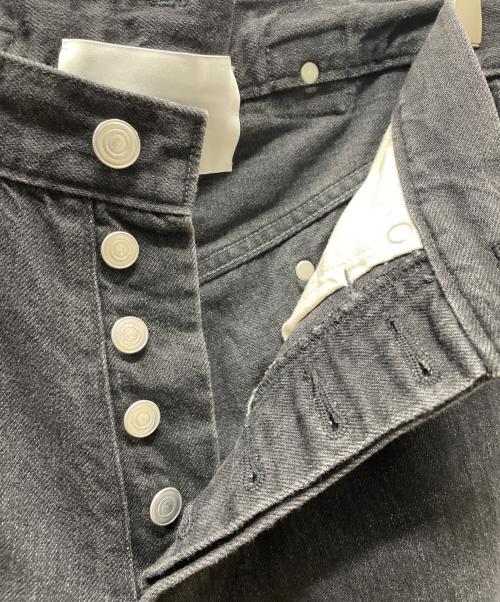 ES:S（エス）ES:S (エス) CINCH BACK BAGGY JEANS ブラック サイズ:32の古着・服飾アイテム