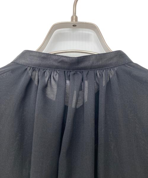 HYKE（ハイク）HYKE (ハイク) ボイルギャザーシャツ ブラック サイズ:2の古着・服飾アイテム