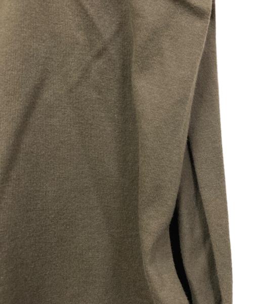 L'appartement（アパルトモン）L'Appartement (アパルトモン) Americana (アメリカーナ) N/S SIDE ZIP Onepiece カーキ サイズ:SIZE Freeの古着・服飾アイテム