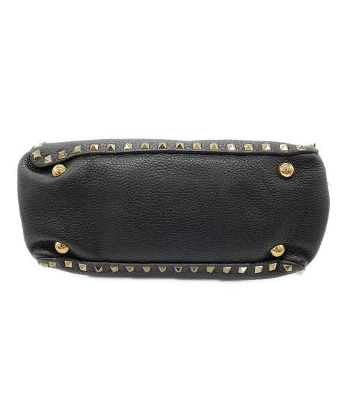 VALENTINO GARAVANI（ヴァレンティノ・ガラヴァーニ）VALENTINO GARAVANI (ヴァレンティノ・ガラヴァーニ) ロックスタッズショルダーバッグ ブラックの古着・服飾アイテム