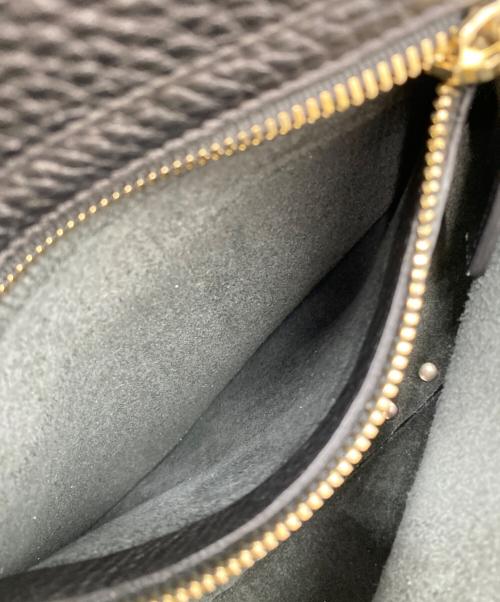 VALENTINO GARAVANI（ヴァレンティノ・ガラヴァーニ）VALENTINO GARAVANI (ヴァレンティノ・ガラヴァーニ) ロックスタッズショルダーバッグ ブラックの古着・服飾アイテム