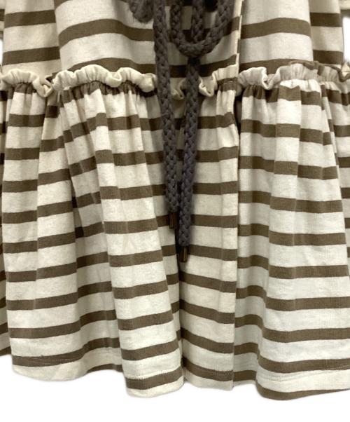 BURBERRY BLUE LABEL（バーバリー ブルー レーベル）BURBERRY BLUE LABEL (バーバリー ブルー レーベル) マリンコート ベージュ サイズ:38の古着・服飾アイテム