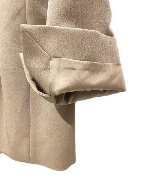 Kaene（カエン）Kaene (カエン) ベルト付バックタックジャケット ブラウン サイズ:34の古着・服飾アイテム