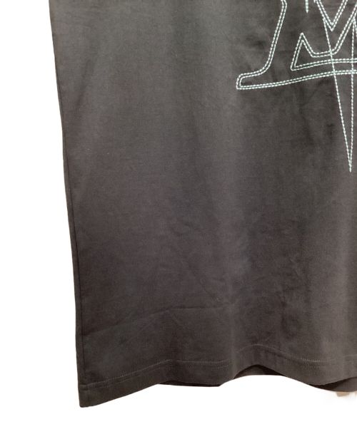 LOUIS VUITTON（ルイ ヴィトン）LOUIS VUITTON (ルイ ヴィトン) 23SS LVフリークエンシーグラフィック エンブロイ Tシャツ ブラック サイズ:XLの古着・服飾アイテム