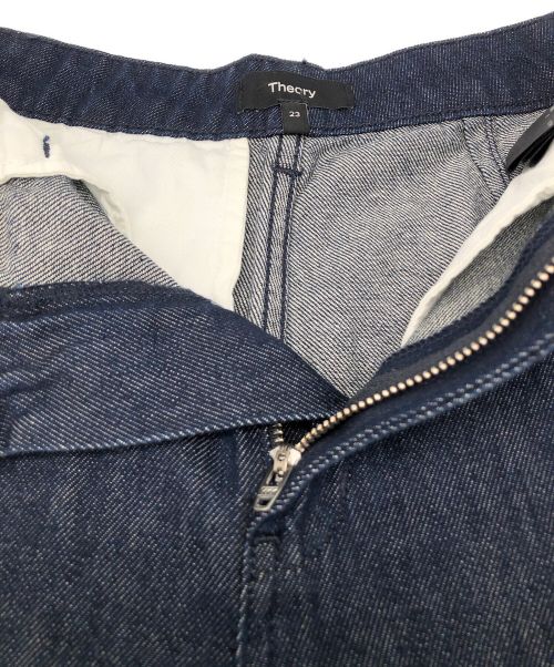 theory（セオリー）theory (セオリー) デニムパンツ　Drape Denim HW Wide Trouser D インディゴ サイズ:23の古着・服飾アイテム