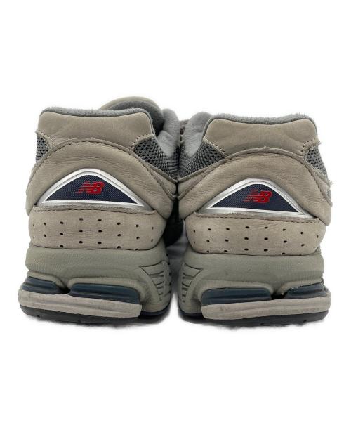 NEW BALANCE（ニューバランス）NEW BALANCE (ニューバランス) 2002R Men's Fashion Sneakers グレー サイズ:27.5の古着・服飾アイテム