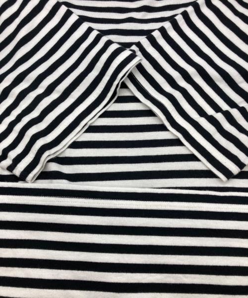 A BATHING APE（ア ベイシング エイプ）A BATHING APE (ア ベイシング エイプ) ボーダーTシャツ ホワイト×ブラック サイズ:XXLの古着・服飾アイテム