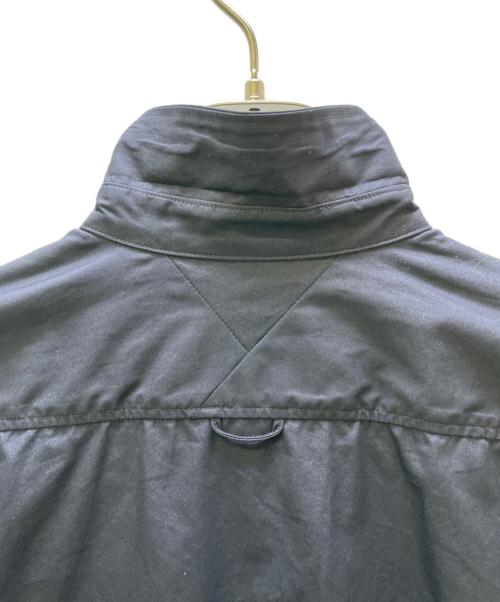 WHITE MOUNTAINEERING（ホワイトマウンテ二アニング）WHITE MOUNTAINEERING (ホワイトマウンテ二アニング) SHIRT WITH LARGE POCKETS ネイビー サイズ:2の古着・服飾アイテム