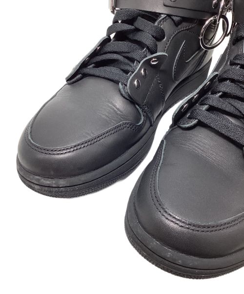 NIKE（ナイキ）NIKE (ナイキ) COMME des GARCONS HOMME PLUS (コムデギャルソンオムプリュス) AIR JORDAN 1 HI STRAP SP-C(エアジョーダンワンハイストラップSP-C) ブラック サイズ:27の古着・服飾アイテム