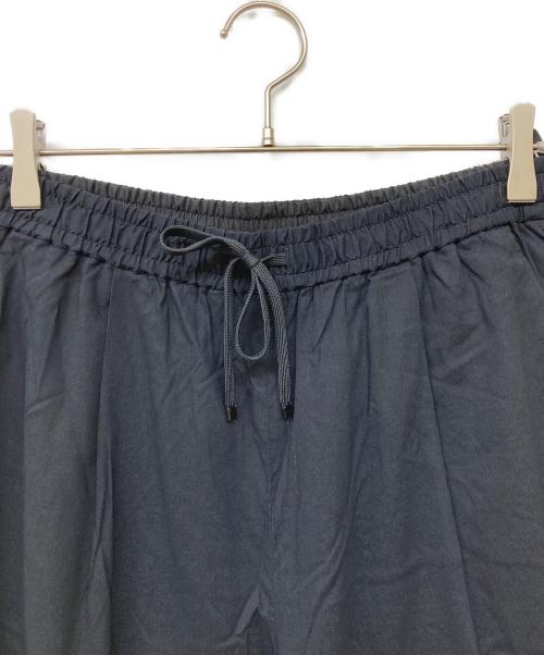 23区（ニジュウサンク）23区 (ニジュウサンク) リネンヴィスコースストレッチ ドロスト パンツ ブラック サイズ:40の古着・服飾アイテム