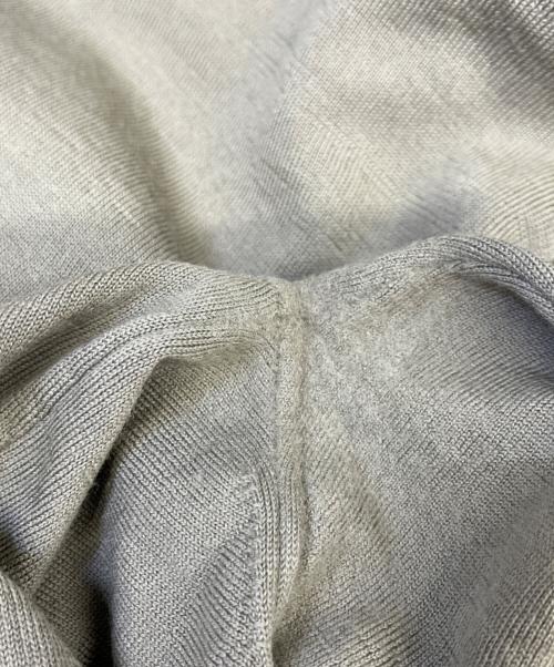 SLOANE（スローン）SLOANE (スローン) 30G メリノウール天竺スーパーハイゲージ クルーネック ベージュ サイズ:5の古着・服飾アイテム