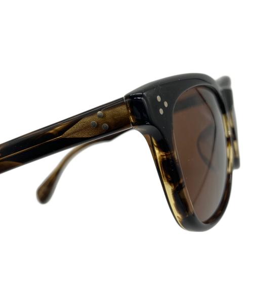 OLIVER PEOPLES（オリバーピープルズ）OLIVER PEOPLES (オリバーピープルズ) サングラス ブラックの古着・服飾アイテム