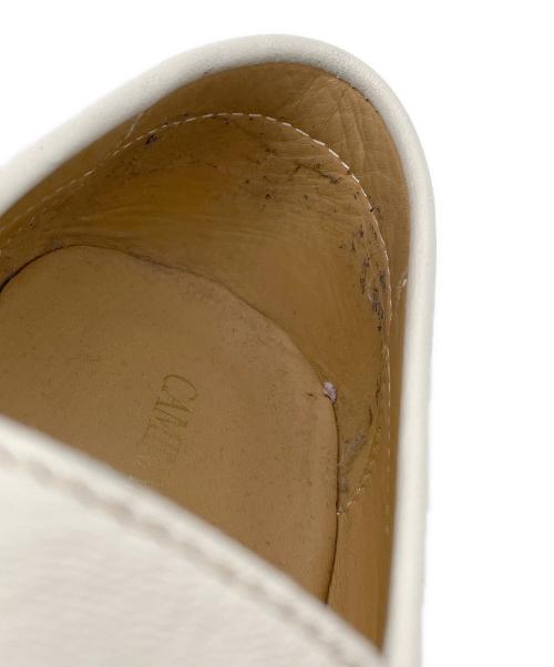 Caminando（カミナンド）Caminando (カミナンド) PLATFORM LOAFERS ホワイト サイズ:SIZE 8の古着・服飾アイテム