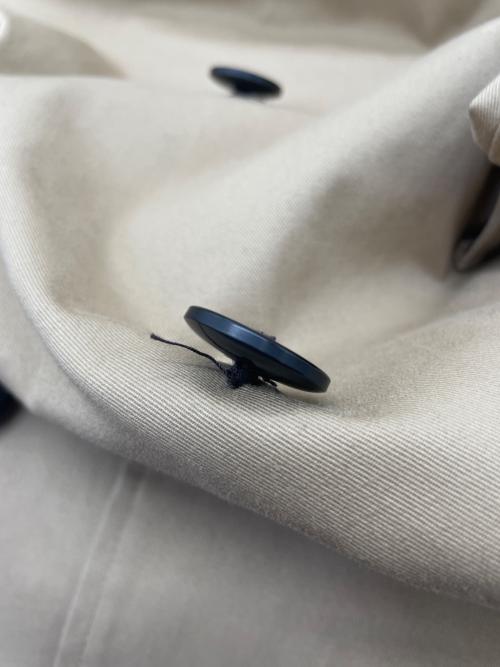 MISTER GENTLE MAN（ミスタージェントルマン）MISTER GENTLE MAN (ミスタージェントルマン) トレンチコート ベージュ サイズ:Sの古着・服飾アイテム