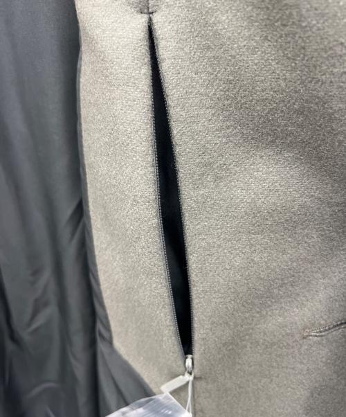 HEVO（イーヴォ）HEVO (イーヴォ) ベルテッドチェスターコート グレー サイズ:46の古着・服飾アイテム