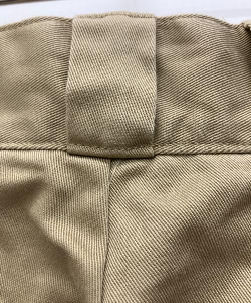 kotohayokozawa（コトハヨコザワ）kotohayokozawa (コトハヨコザワ) Dickies (ディッキーズ) ピープホールパンツ ベージュ サイズ:Sの古着・服飾アイテム