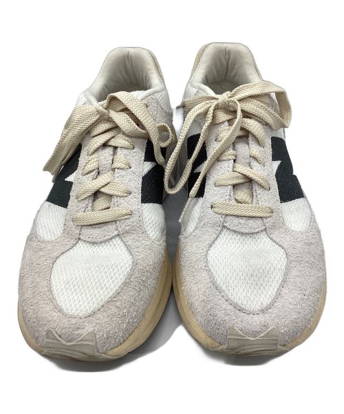 NEW BALANCE（ニューバランス）NEW BALANCE (ニューバランス) ローカットスニーカー アイボリー×グレー サイズ:28.5の古着・服飾アイテム