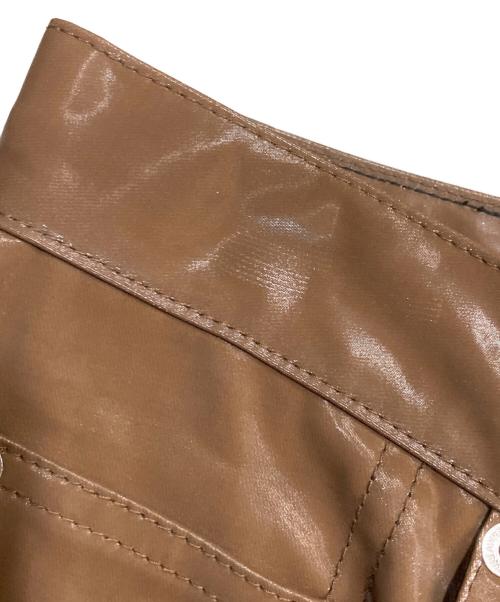 JOHN LAWRENCE SULLIVAN（ジョン ローレンス サリバン）JOHN LAWRENCE SULLIVAN (ジョン ローレンス サリバン) COATED COTTON SWITCHING PANTS ブラウン サイズ:44の古着・服飾アイテム