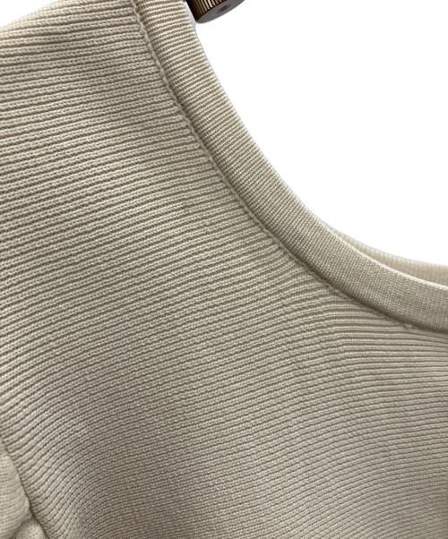 CADUNE（カデュネ）CADUNE (カデュネ) ペプラムパフニット ベージュ サイズ:SIZE38の古着・服飾アイテム