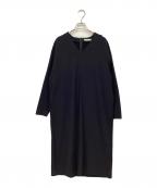 icBアイシービー）の古着「ストレッチポンチ Vネックワンピース」｜ブラック