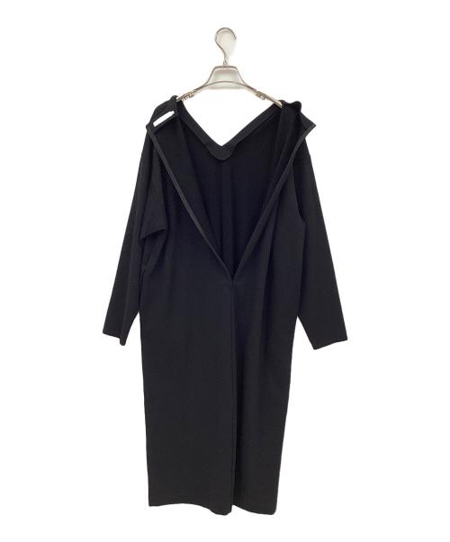 icB（アイシービー）icB (アイシービー) ストレッチポンチ Vネックワンピース ブラック サイズ:Lの古着・服飾アイテム