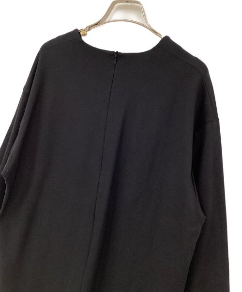 icB（アイシービー）icB (アイシービー) ストレッチポンチ Vネックワンピース ブラック サイズ:Lの古着・服飾アイテム