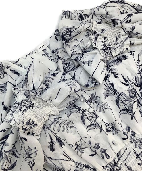 FRAY ID（フレイ アイディー）FRAY ID (フレイ アイディー) ワンピース ホワイト サイズ:Fの古着・服飾アイテム