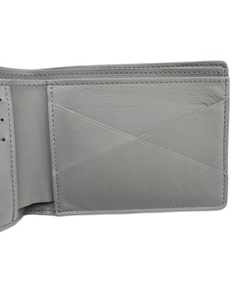 LOUIS VUITTON（ルイ ヴィトン）LOUIS VUITTON (ルイ ヴィトン) 2つ折り財布 グレーの古着・服飾アイテム