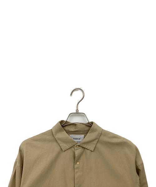 YAECA（ヤエカ）YAECA (ヤエカ) エクストラワイドドロップショルダー コンフォートシャツ カーキ サイズ:Mの古着・服飾アイテム