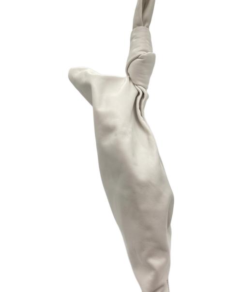 BOTTEGA VENETA（ボッテガベネタ）BOTTEGA VENETA (ボッテガベネタ) レザーバッグ ホワイトの古着・服飾アイテム