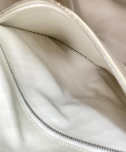 BOTTEGA VENETA（ボッテガベネタ）BOTTEGA VENETA (ボッテガベネタ) レザーバッグ ホワイトの古着・服飾アイテム