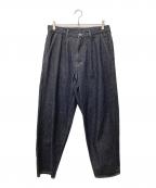 Graphpaperグラフペーパー）の古着「COLORFAST DENIM TWO TUCK TAPERED PANTS GU221-40136B」｜インディゴ